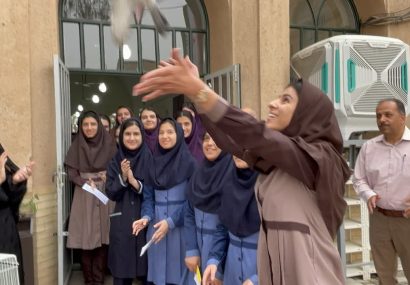 دانش‌آموزان مدارس امام حسین یزد پای کار آمدند؛ آزادی مادر زندانی با جمع‌آوری ۱.۵ میلیارد تومان